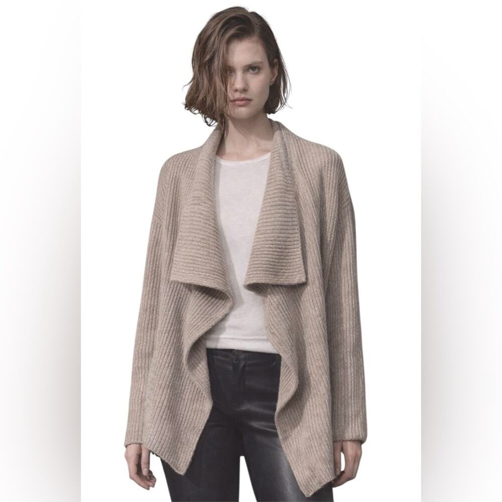 Lamberto Losani Light Taupe Essential Style 100% Authentic Italian Cashmere, L